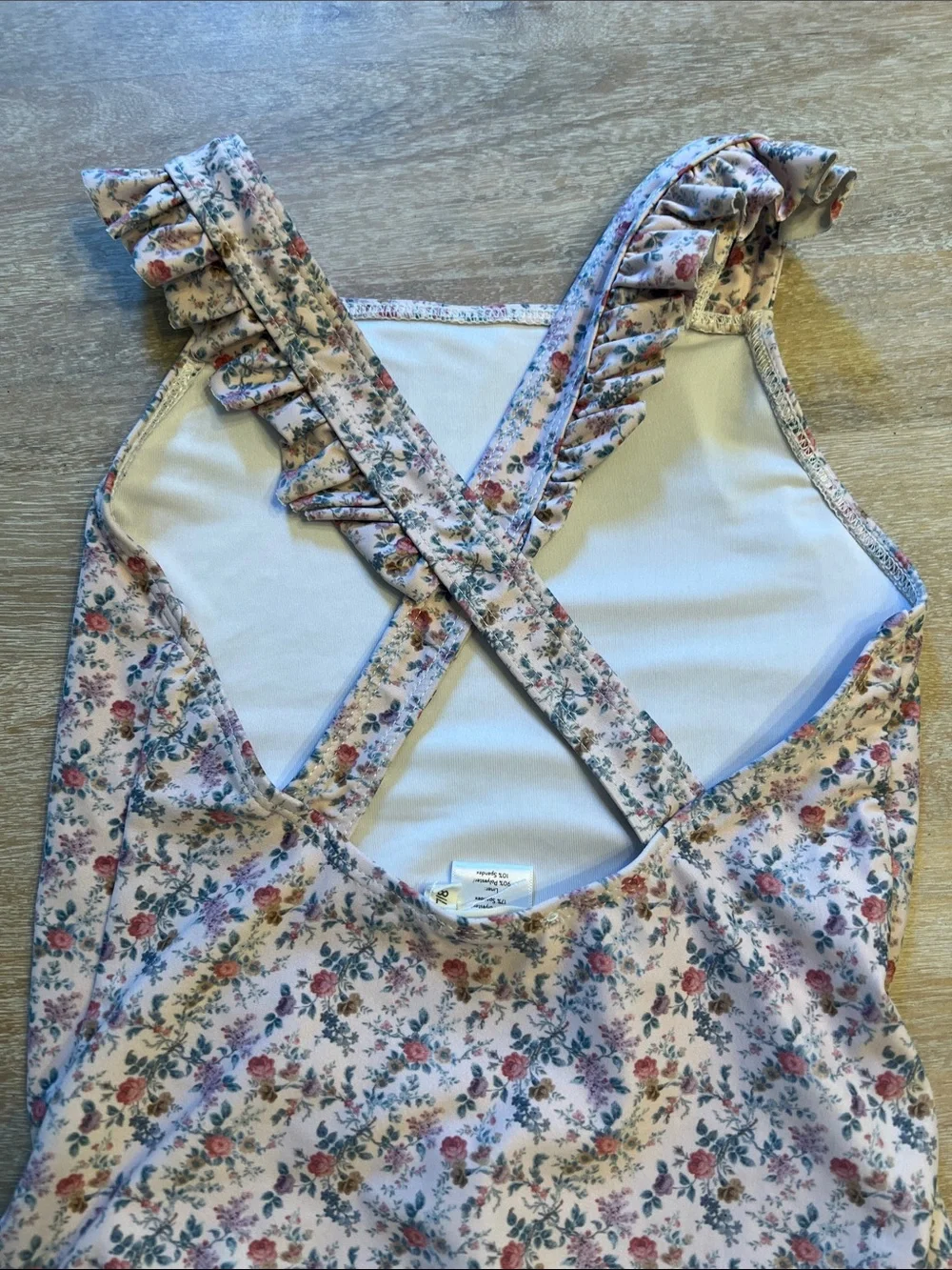 Rock collection x Minnow girls 7/8 VVGUC swim suit